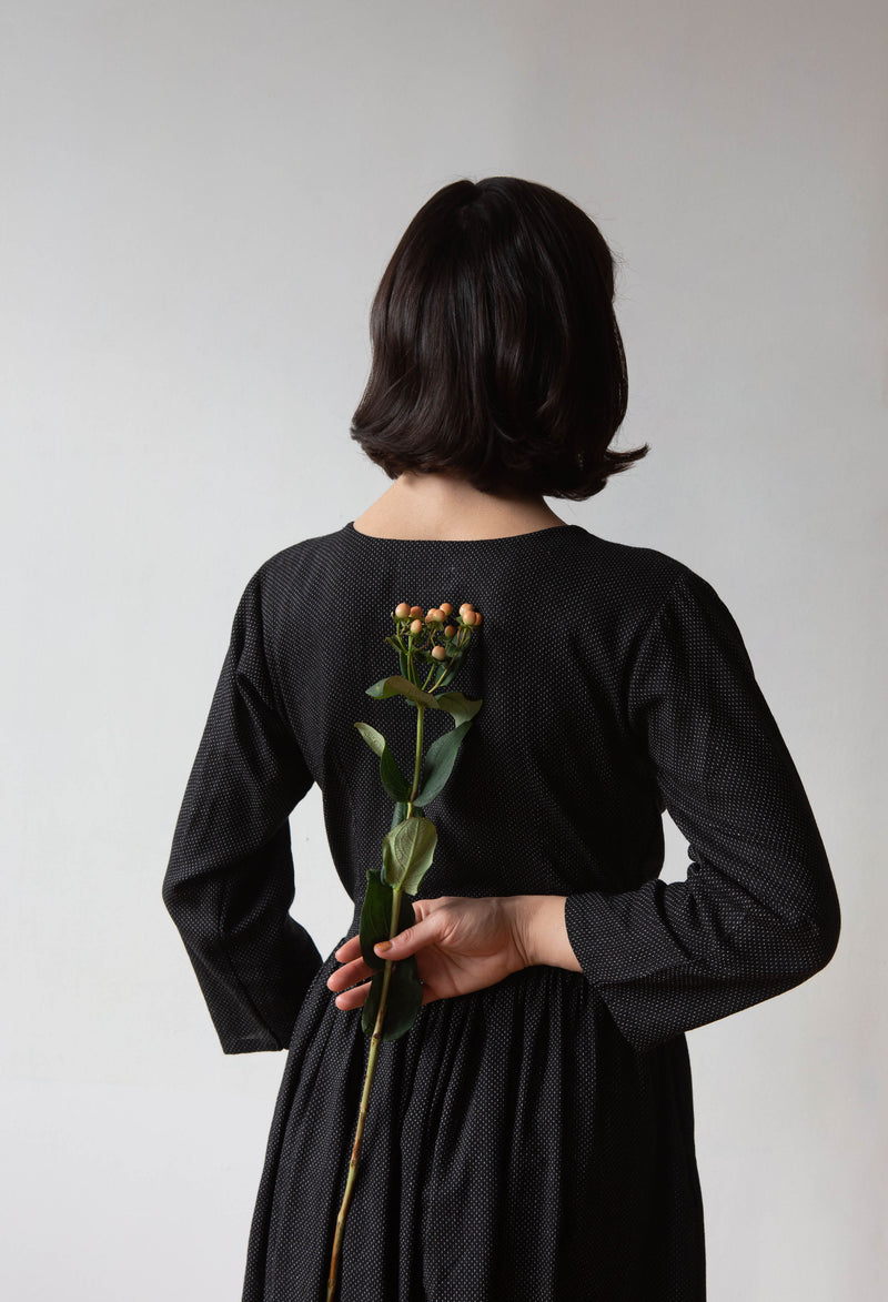 The KADY Dress - sustainable wrap dress midi black - Aida Zardoost