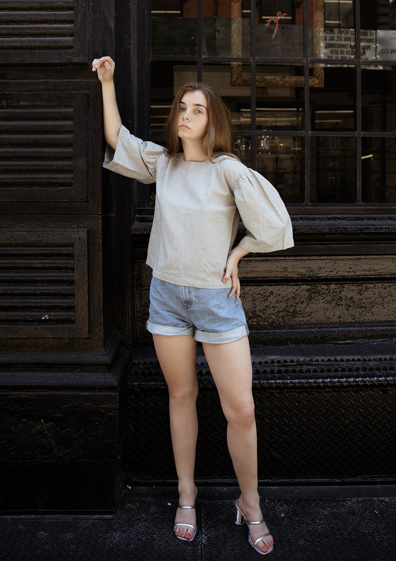 aidazardoost-Zoha volume sleeve crop top